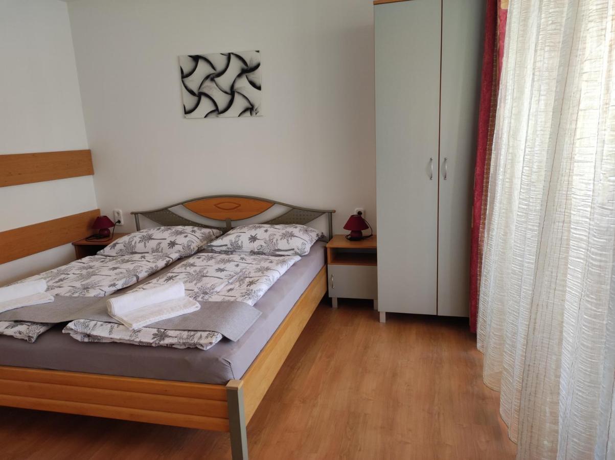 Aranyhal Apartman Шарвар Экстерьер фото